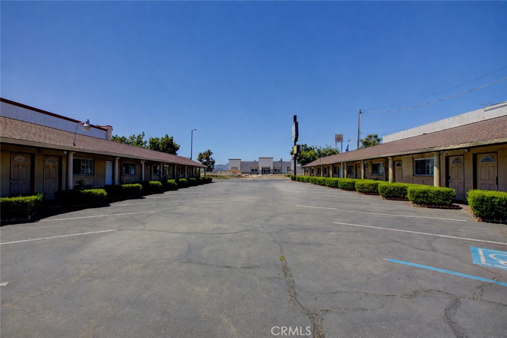 1439 W 16th, Merced, CA 95340
