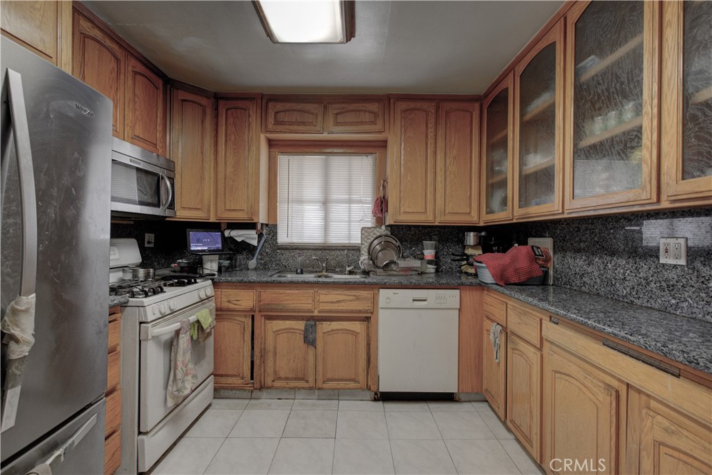 1439 W 16th, Merced, CA 95340