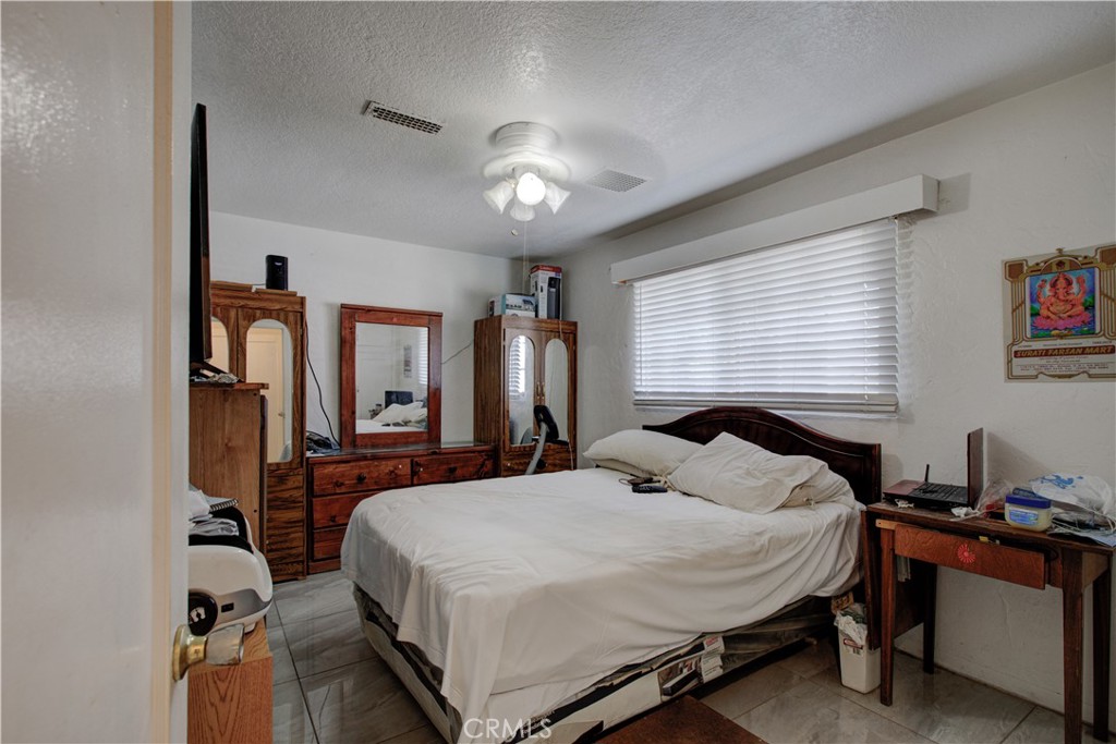 1439 W 16th, Merced, CA 95340