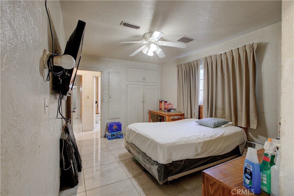 1439 W 16th, Merced, CA 95340
