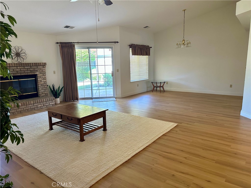 1033 Deerfield Ct, Merced, CA 95340