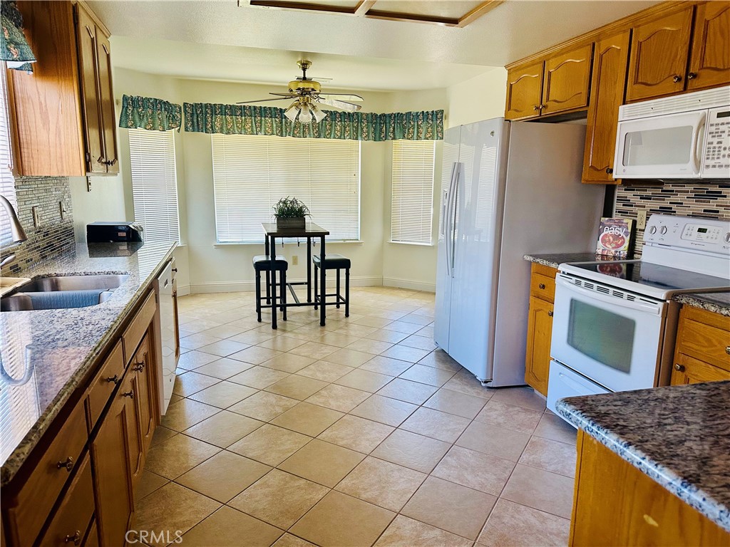 1033 Deerfield Ct, Merced, CA 95340