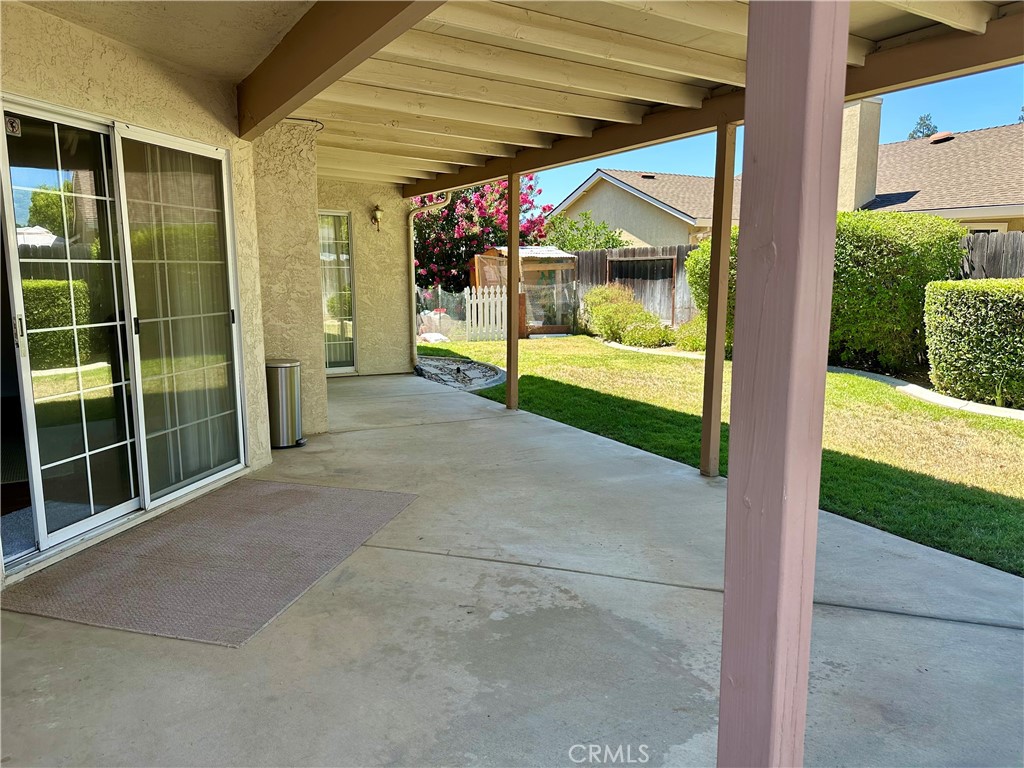 1033 Deerfield Ct, Merced, CA 95340