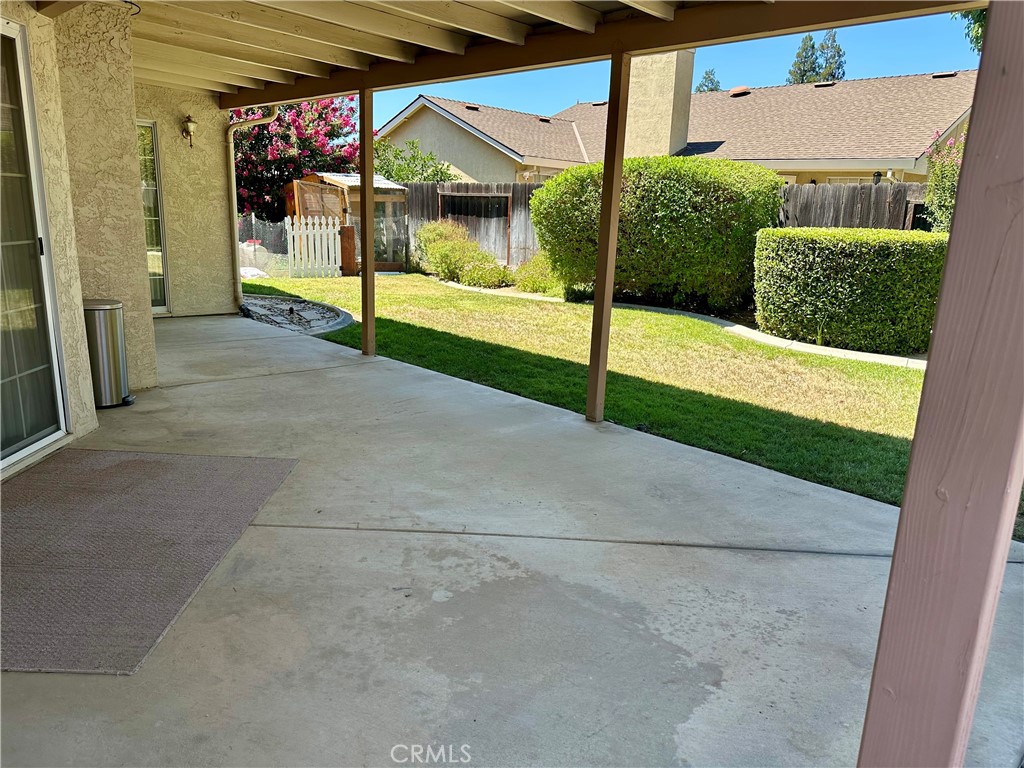 1033 Deerfield Ct, Merced, CA 95340