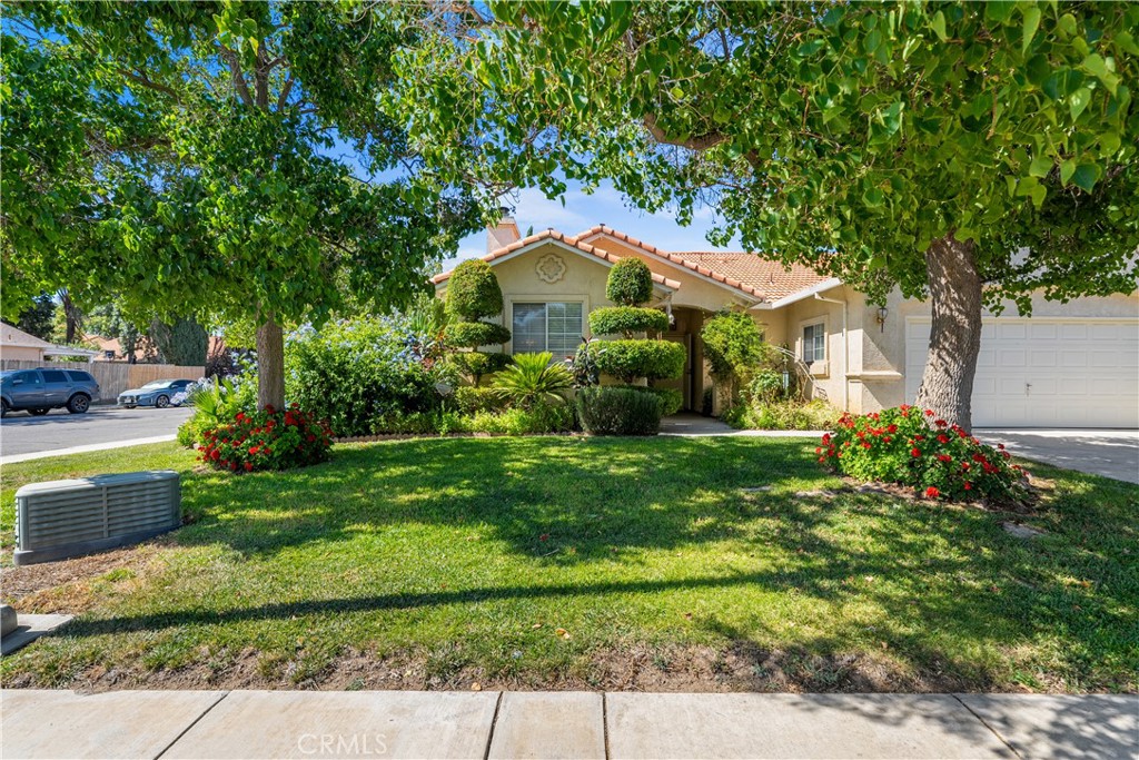 766 Willmott Ave, Los Banos, CA 93635