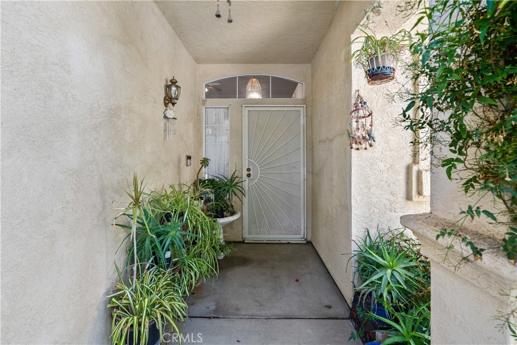 766 Willmott Ave, Los Banos, CA 93635
