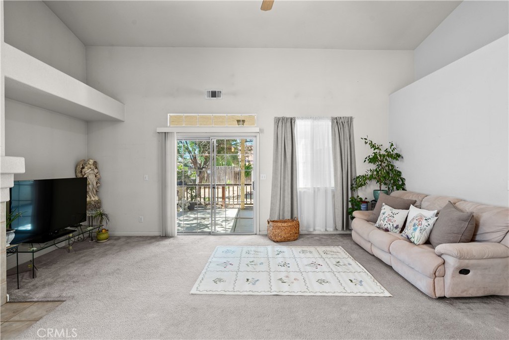 766 Willmott Ave, Los Banos, CA 93635