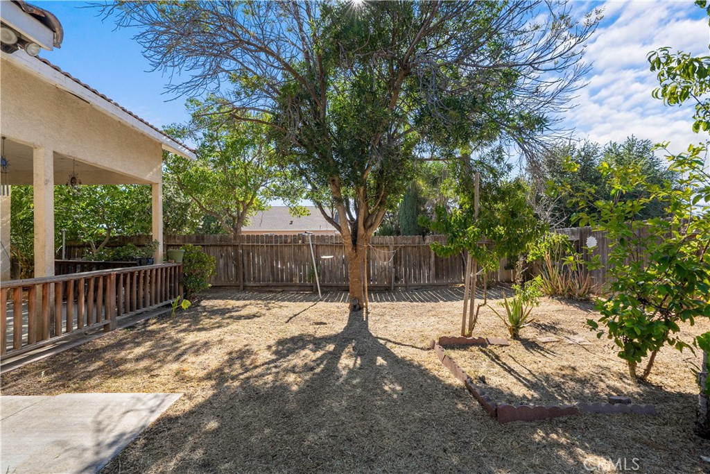 766 Willmott Ave, Los Banos, CA 93635