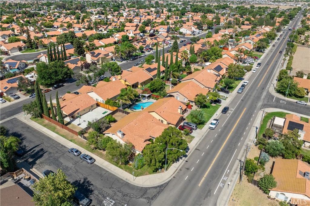 766 Willmott Ave, Los Banos, CA 93635