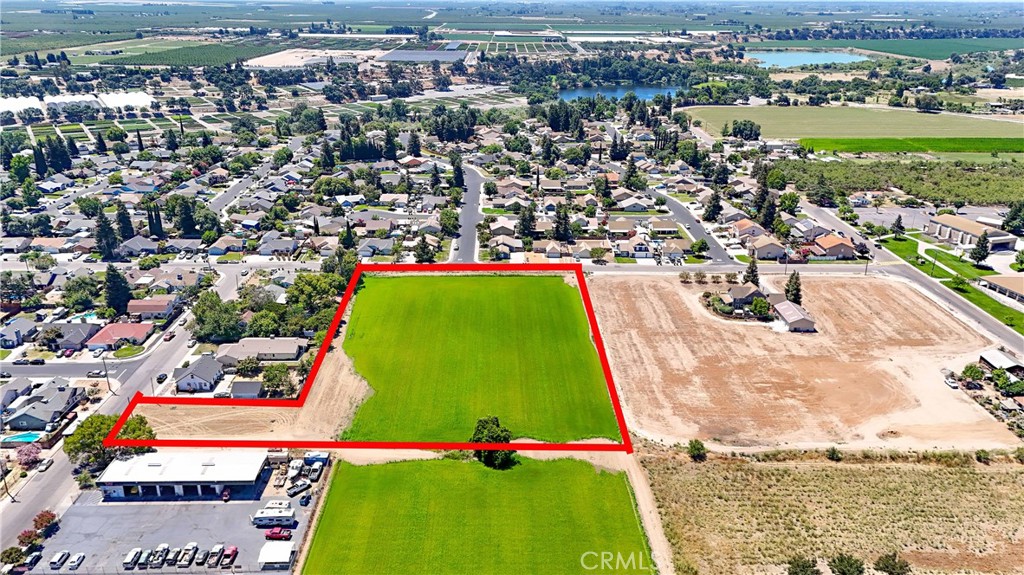 199 S Pasadena, Waterford, CA 95386