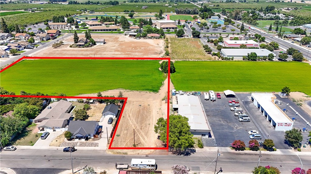 199 S Pasadena, Waterford, CA 95386