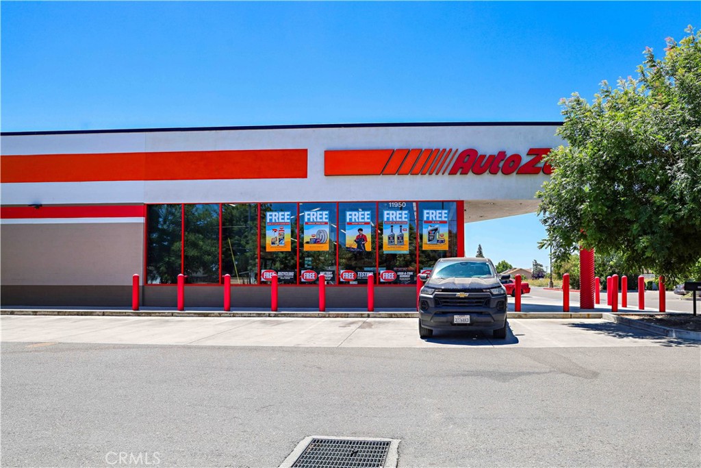 199 S Pasadena, Waterford, CA 95386