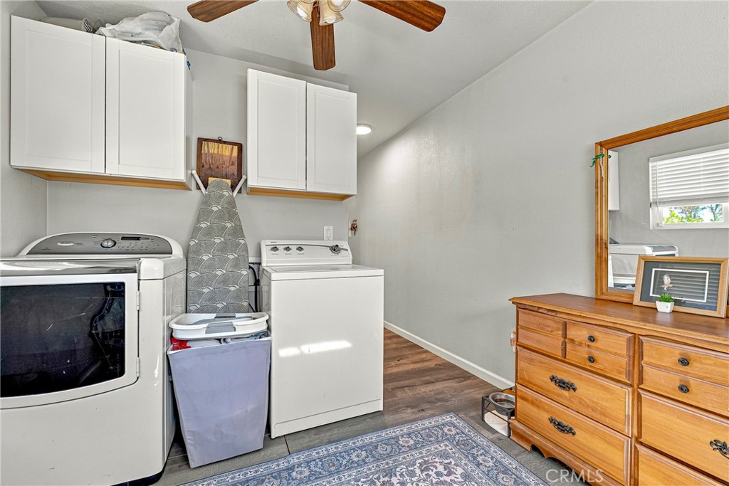 11215 E Childs Ave, Le Grand, CA 95333