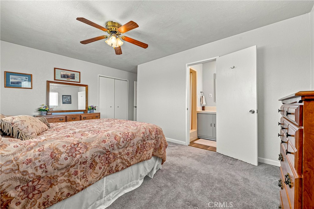 11215 E Childs Ave, Le Grand, CA 95333