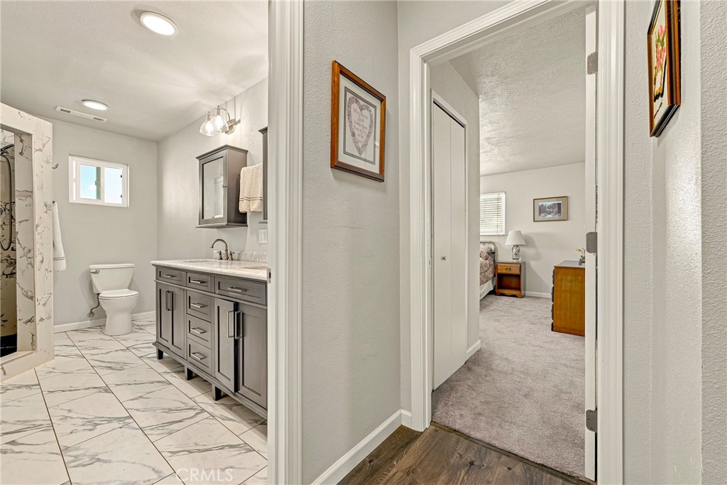 11215 E Childs Ave, Le Grand, CA 95333