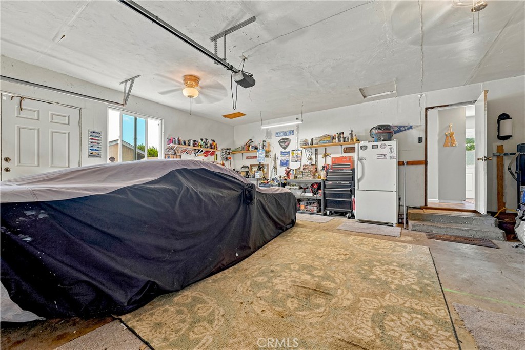 11215 E Childs Ave, Le Grand, CA 95333