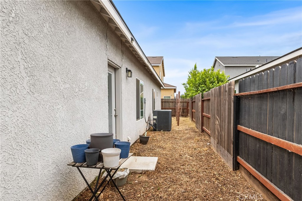 515 Cadiz Ct, Merced, CA 95341