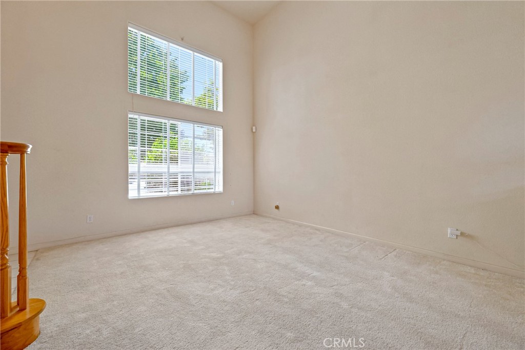 1860 Riverside, Los Banos, CA 93635