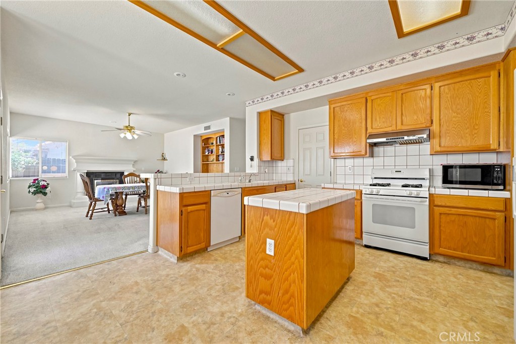 1860 Riverside, Los Banos, CA 93635