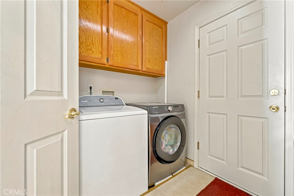 1860 Riverside, Los Banos, CA 93635