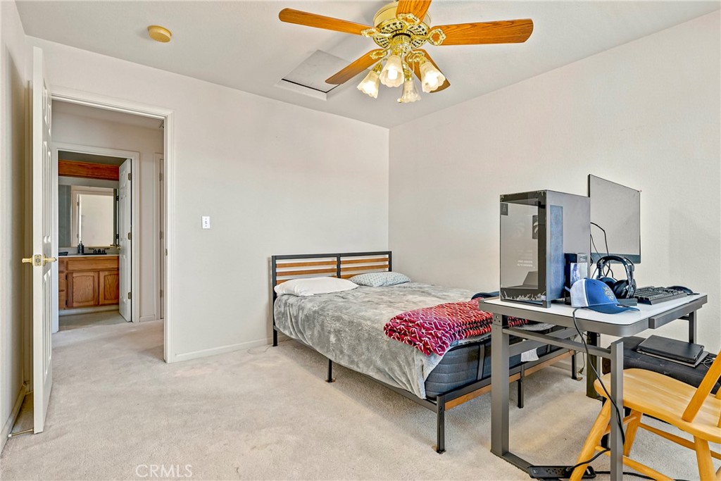 1860 Riverside, Los Banos, CA 93635