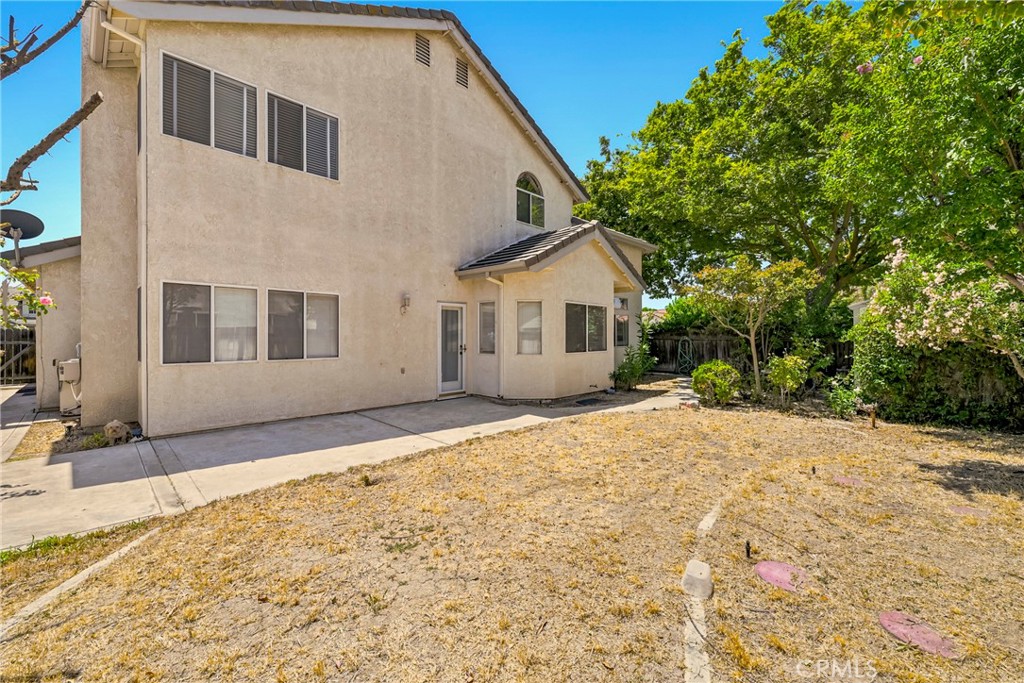 1860 Riverside, Los Banos, CA 93635