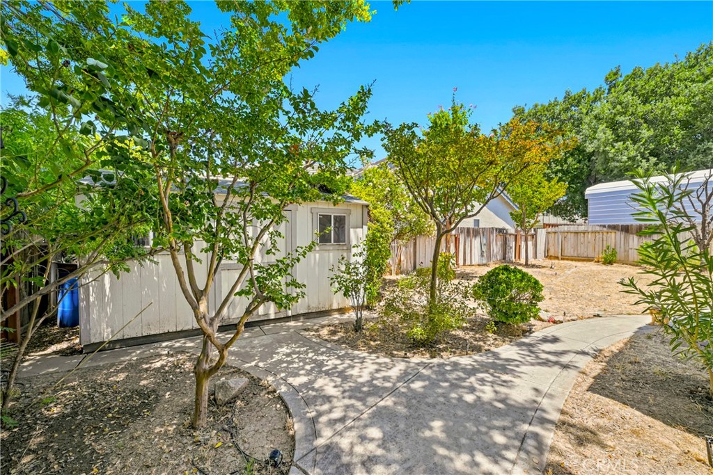 1860 Riverside, Los Banos, CA 93635