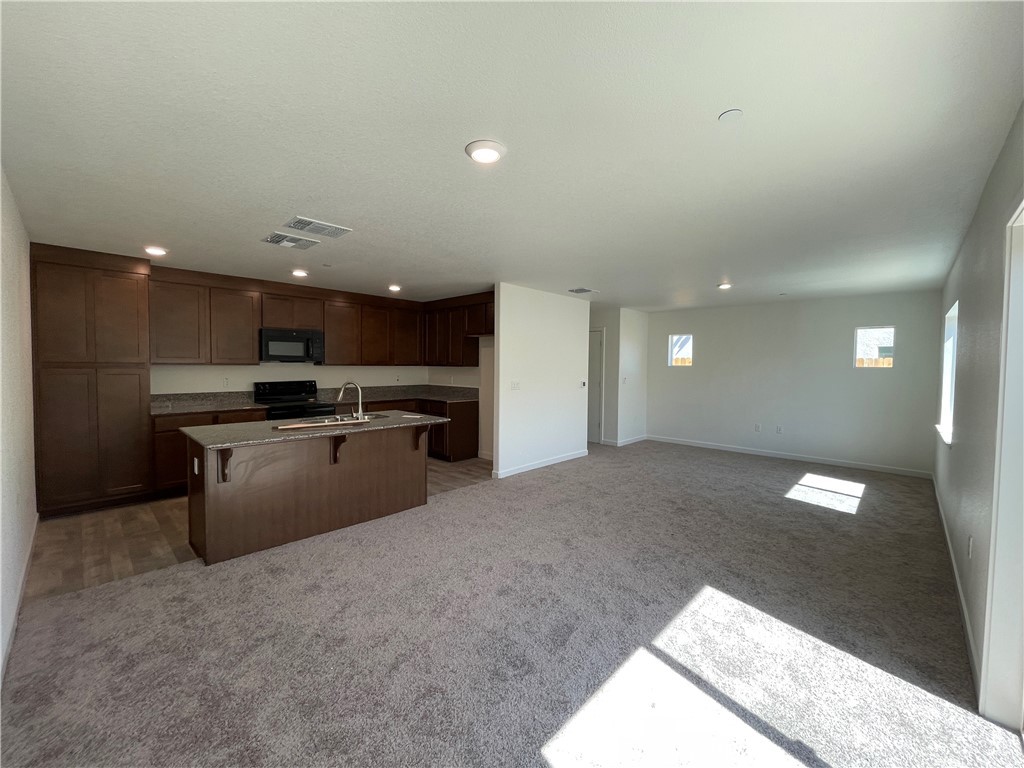 720 Stone Ridge East Ave, Merced, CA 95341