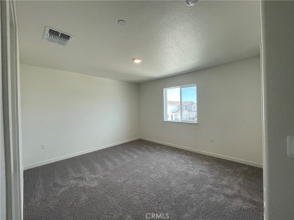 708 Stone Ridge East Ave, Merced, CA 95341