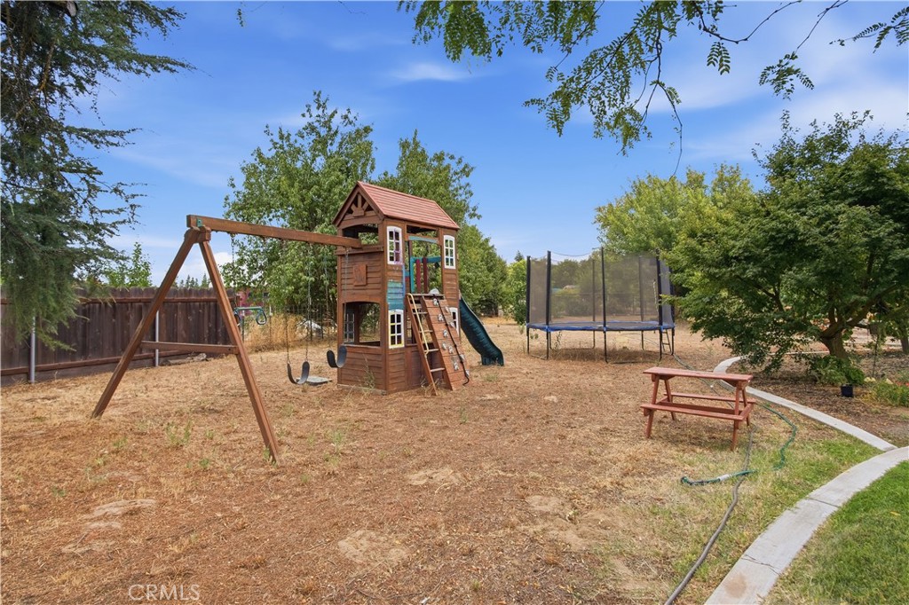 2850 Woodbury Ct, Atwater, CA 95301