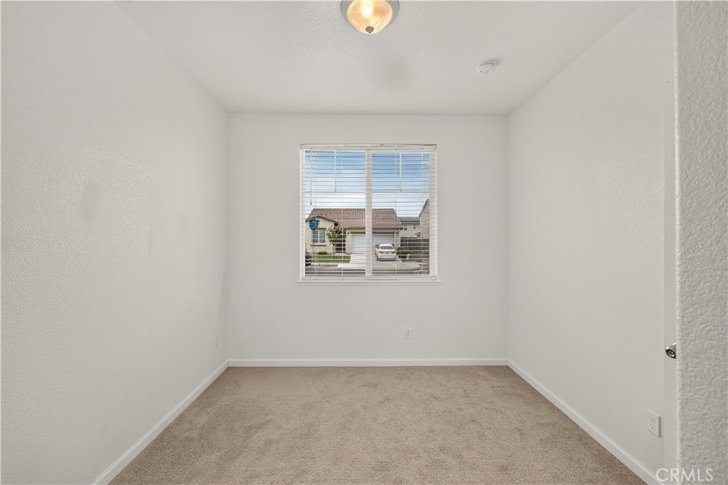 714 Suzanne, Merced, CA 95348