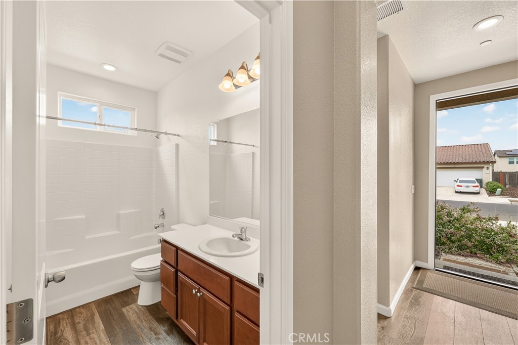 714 Suzanne, Merced, CA 95348
