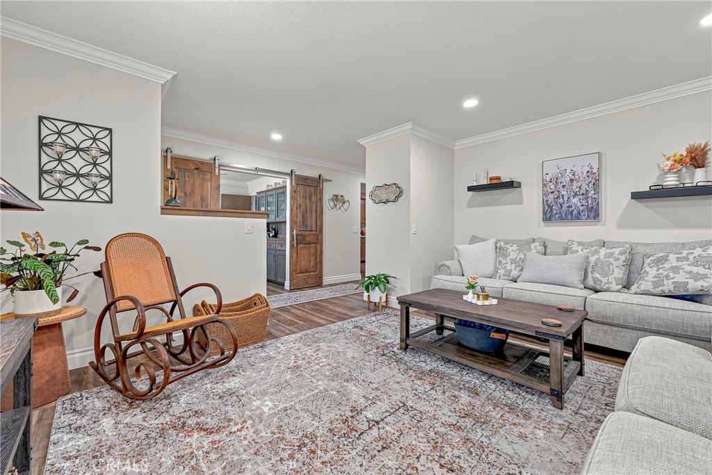 1145 Julie Dr, Merced, CA 95348