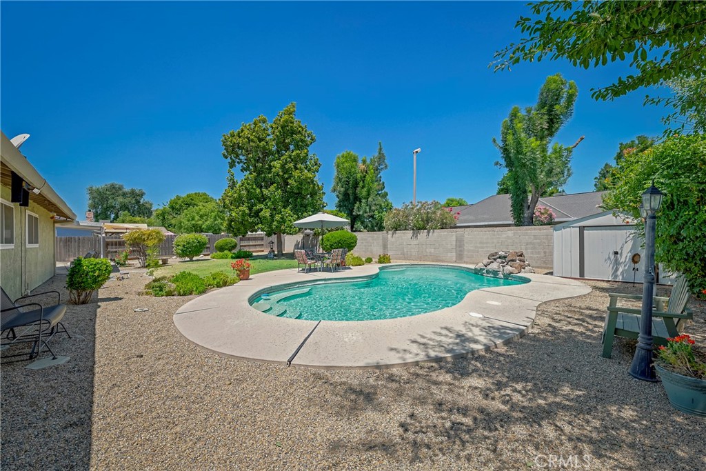 1145 Julie Dr, Merced, CA 95348