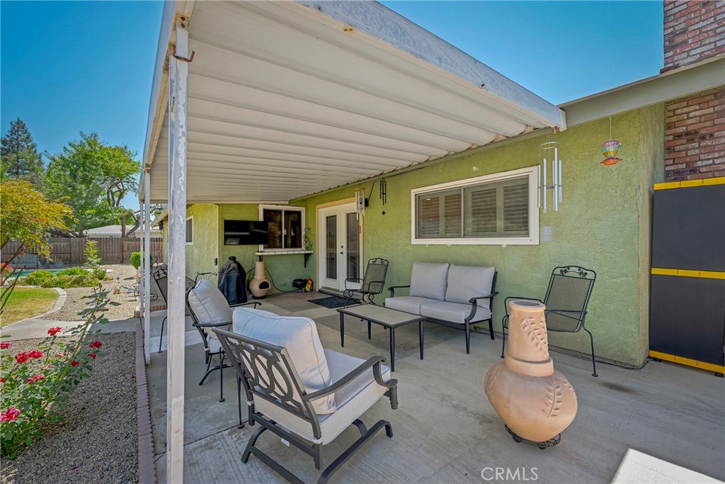 1145 Julie Dr, Merced, CA 95348