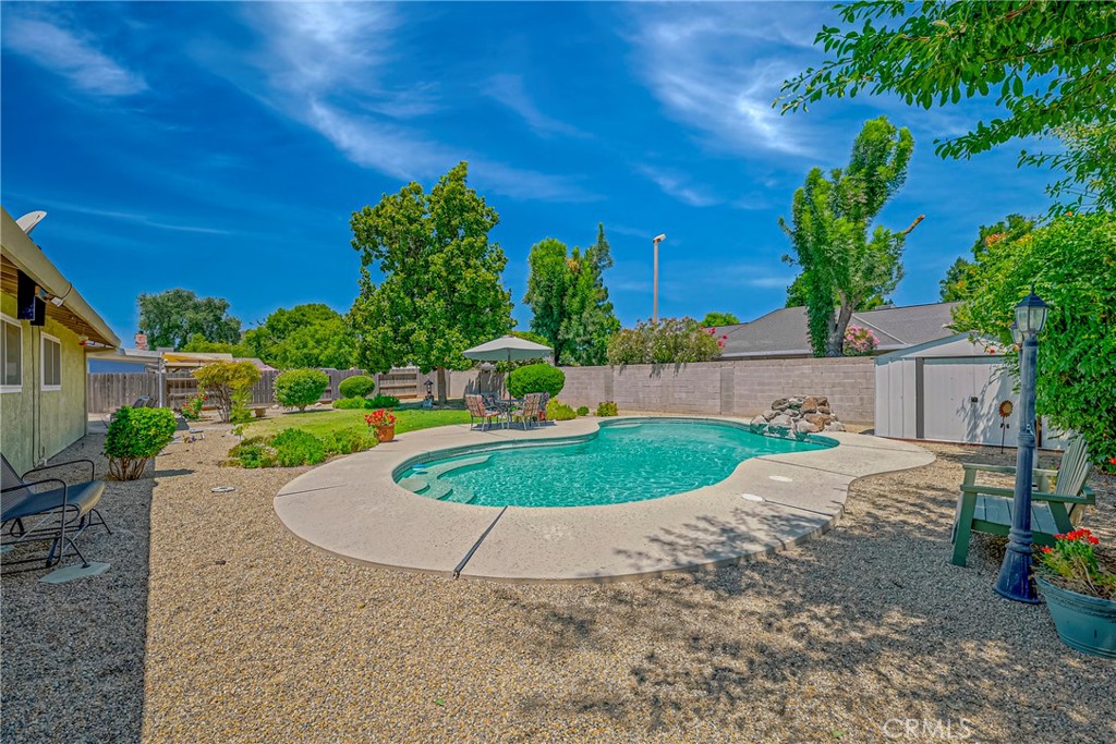 1145 Julie Dr, Merced, CA 95348