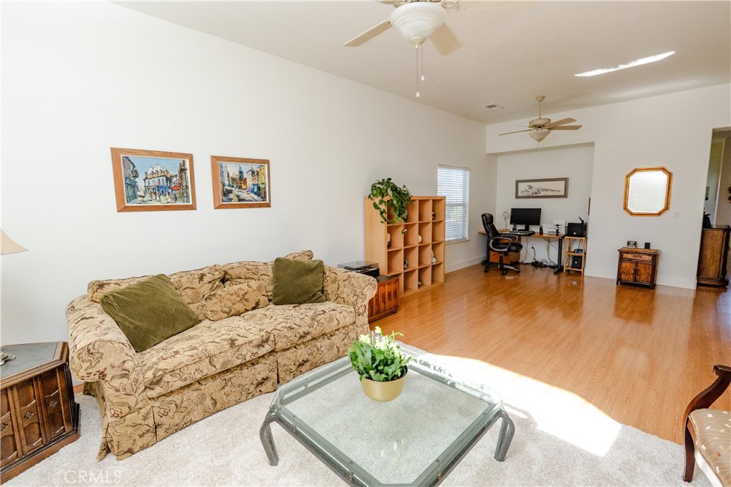 6643 Desert Springs, Chowchilla, CA 93610