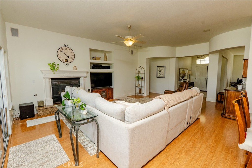 6643 Desert Springs, Chowchilla, CA 93610