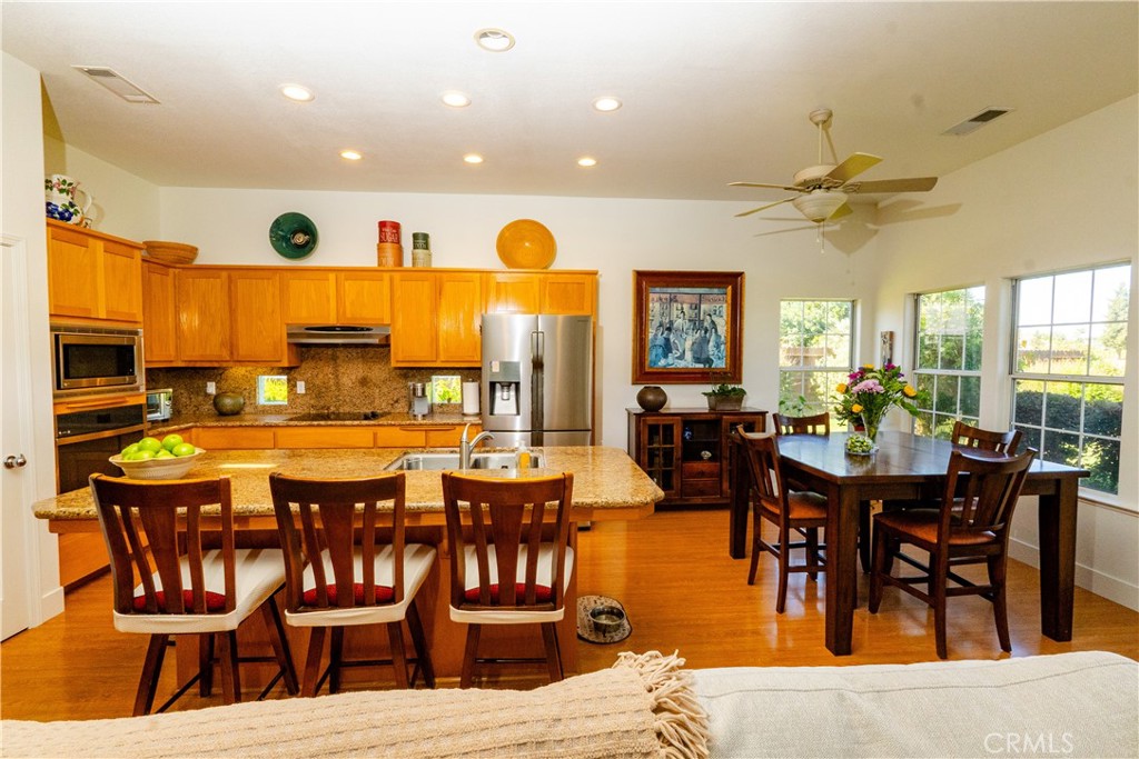 6643 Desert Springs, Chowchilla, CA 93610