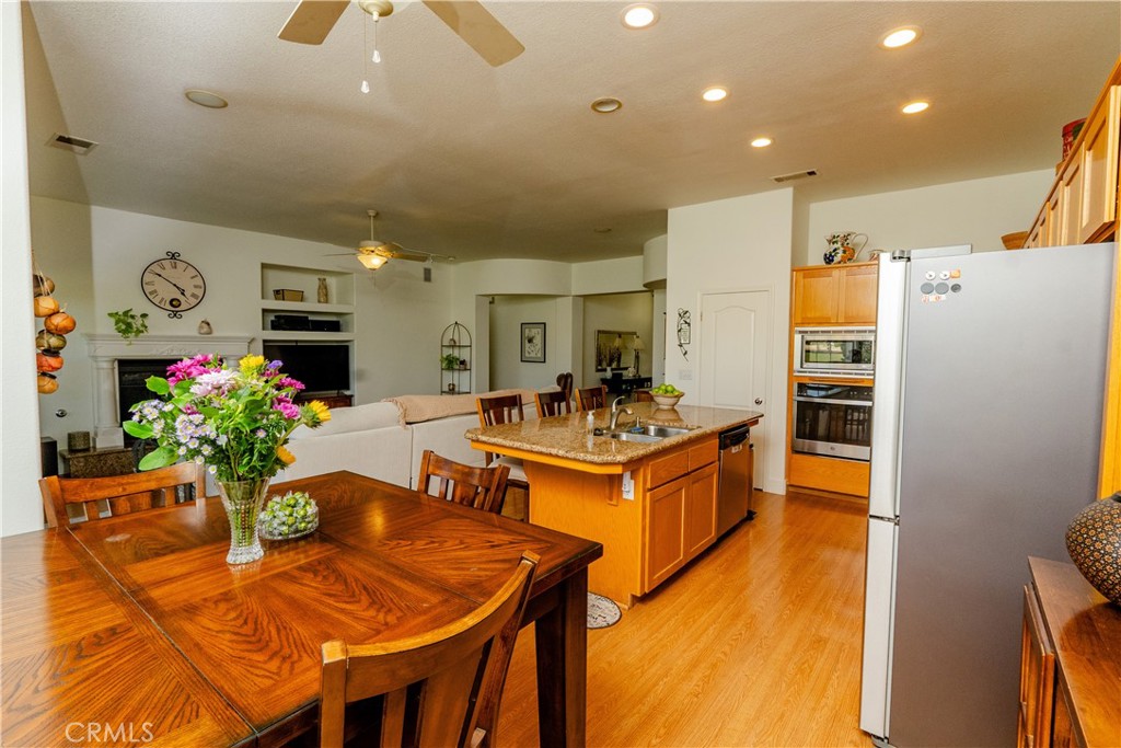 6643 Desert Springs, Chowchilla, CA 93610