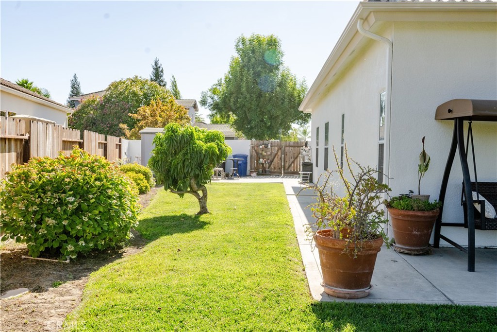 6643 Desert Springs, Chowchilla, CA 93610