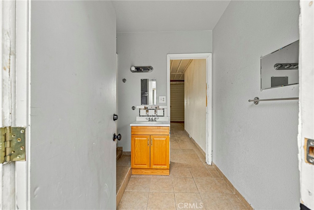 1950 Union Ave, Merced, CA 95340