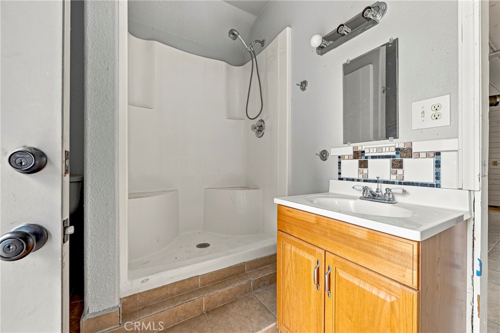 1950 Union Ave, Merced, CA 95340