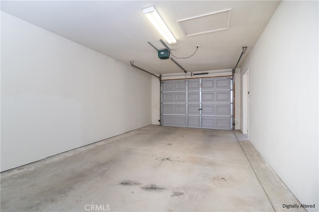 1860 Carol Ave, Merced, CA 95341