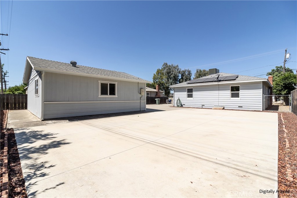 1860 Carol Ave, Merced, CA 95341