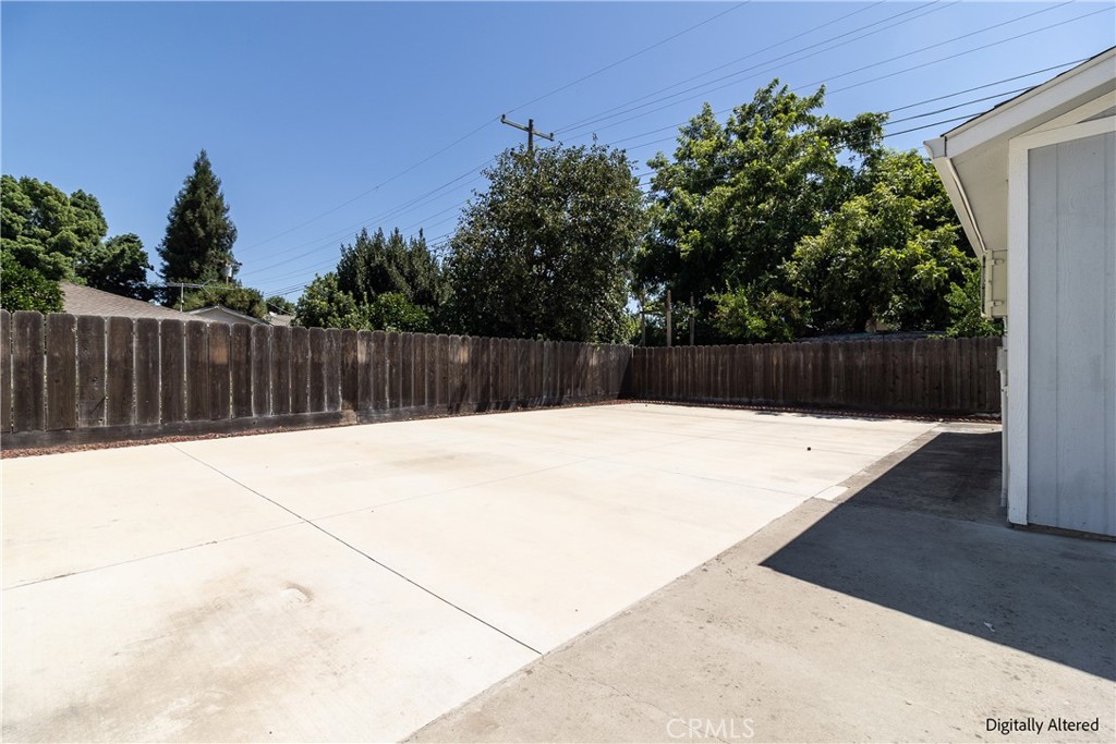 1860 Carol Ave, Merced, CA 95341