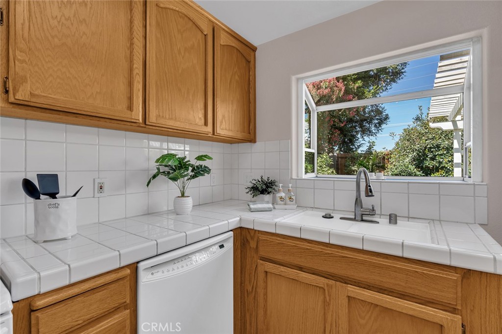 4611 Glimmer, Turlock, CA 95382