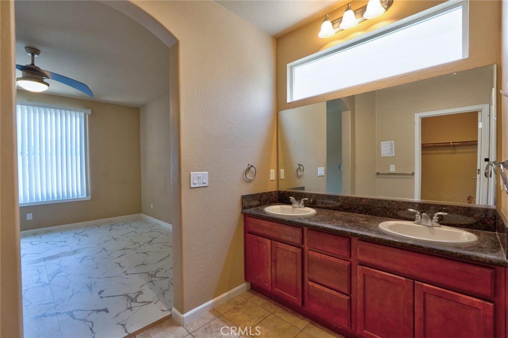 2871 Prato Ln, Clovis, CA 93611