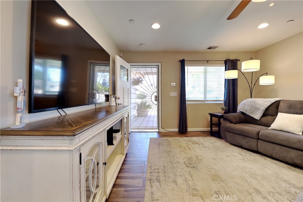 528 D, Waterford, CA 95386
