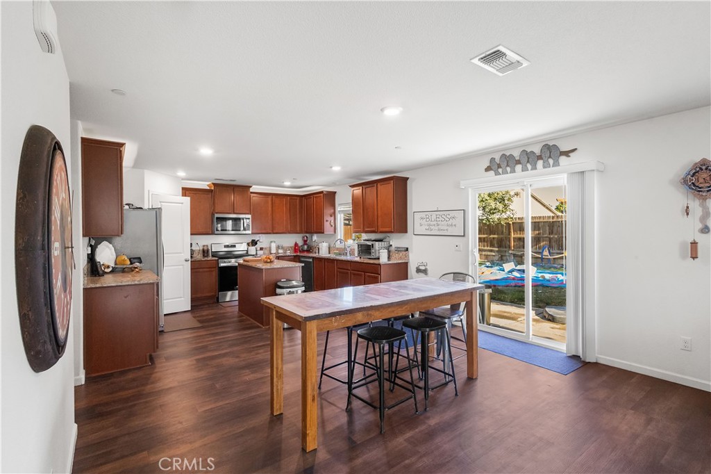 139 Sterling, Los Banos, CA 93635